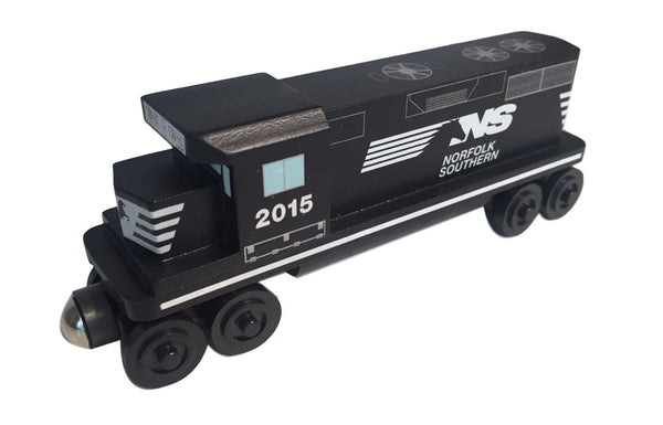 Whittle Shortline Railroad Norfolk Southern GP-38 Diesel Engine Wooden Toy Train